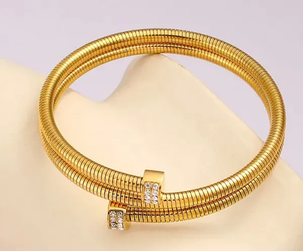 Gold_Bracelets_For_Women